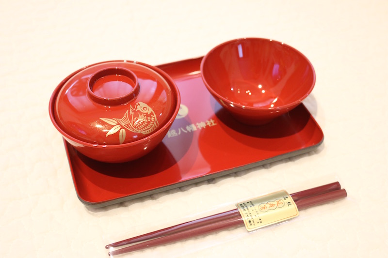 お食い初めの食器とお箸