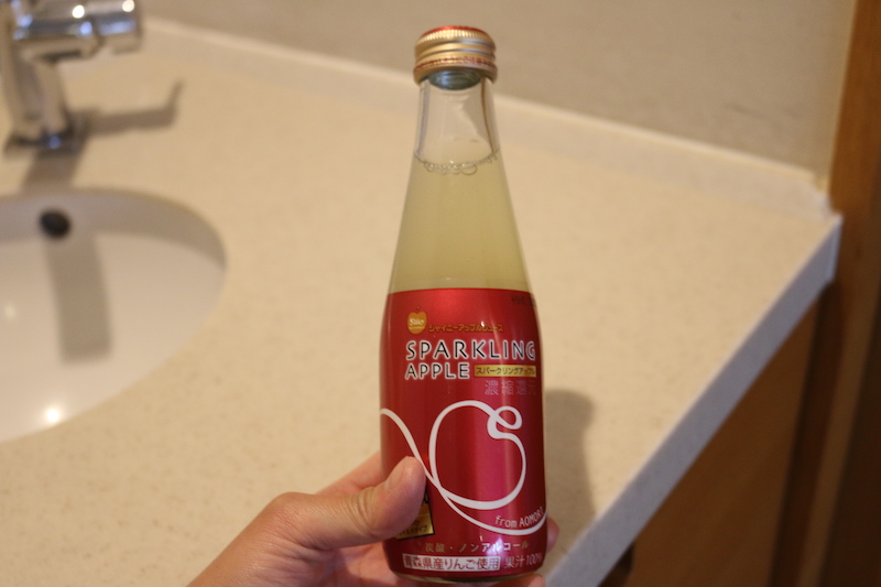 スパークリングアップルジュース